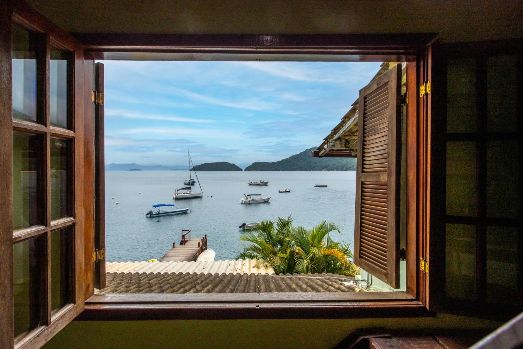 Pousada Cruzoe Praia de Araçatiba Exteriör bild